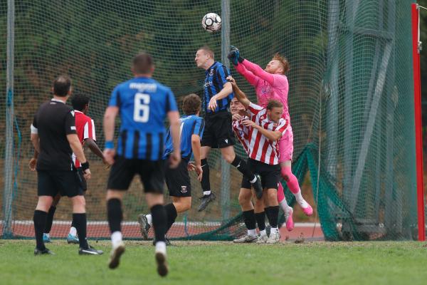 GCFC v Oakwood FC 0200