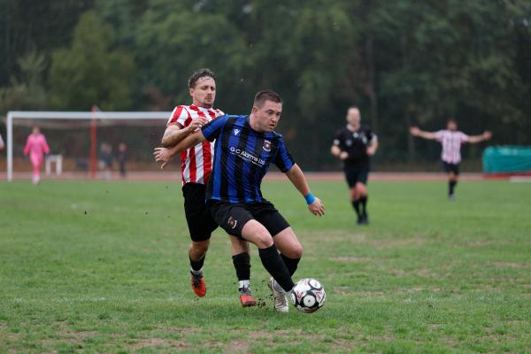 GCFC v Oakwood FC 0304