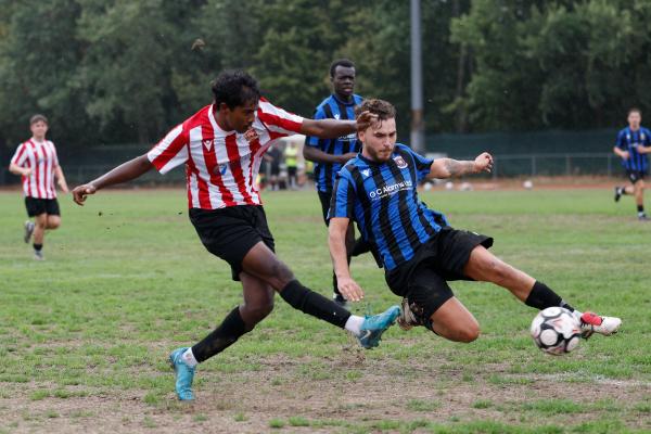 GCFC v Oakwood FC 0392