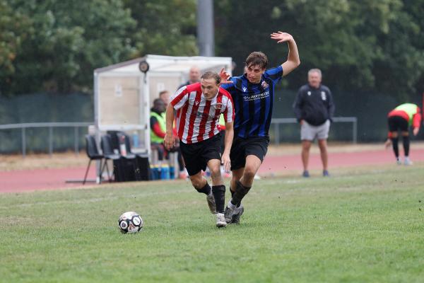 GCFC v Oakwood FC 0990